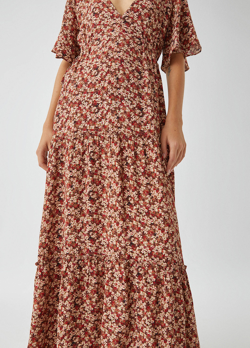 Комбинированное кэжуал платье на запах, клеш Pull & Bear с цветочным принтом