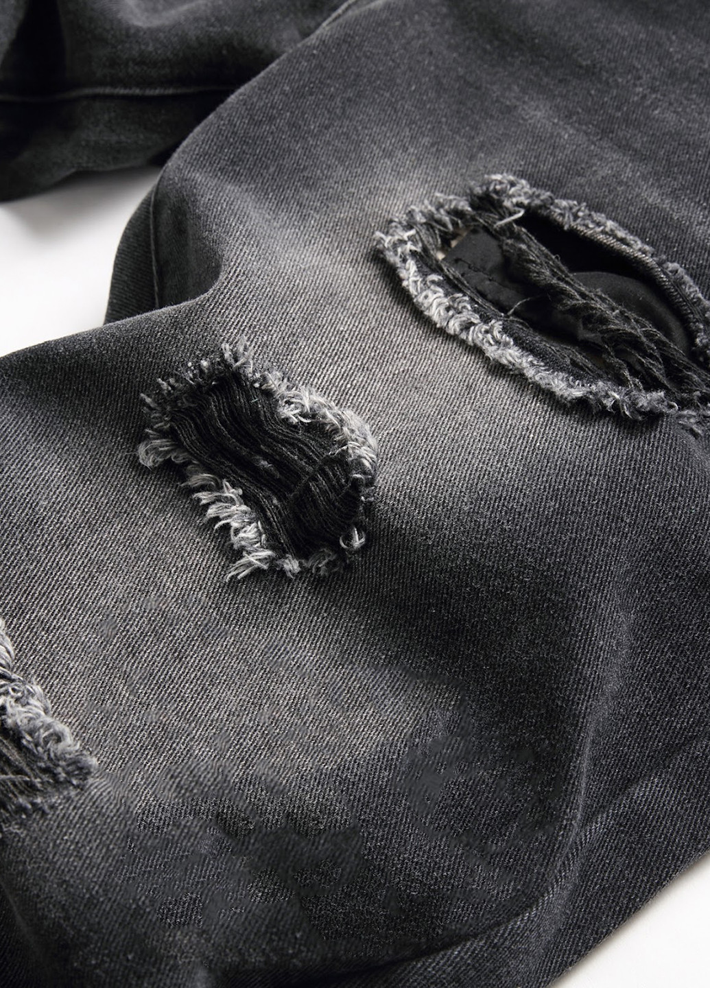 Темно-серые демисезонные слим джинсы SHEIN