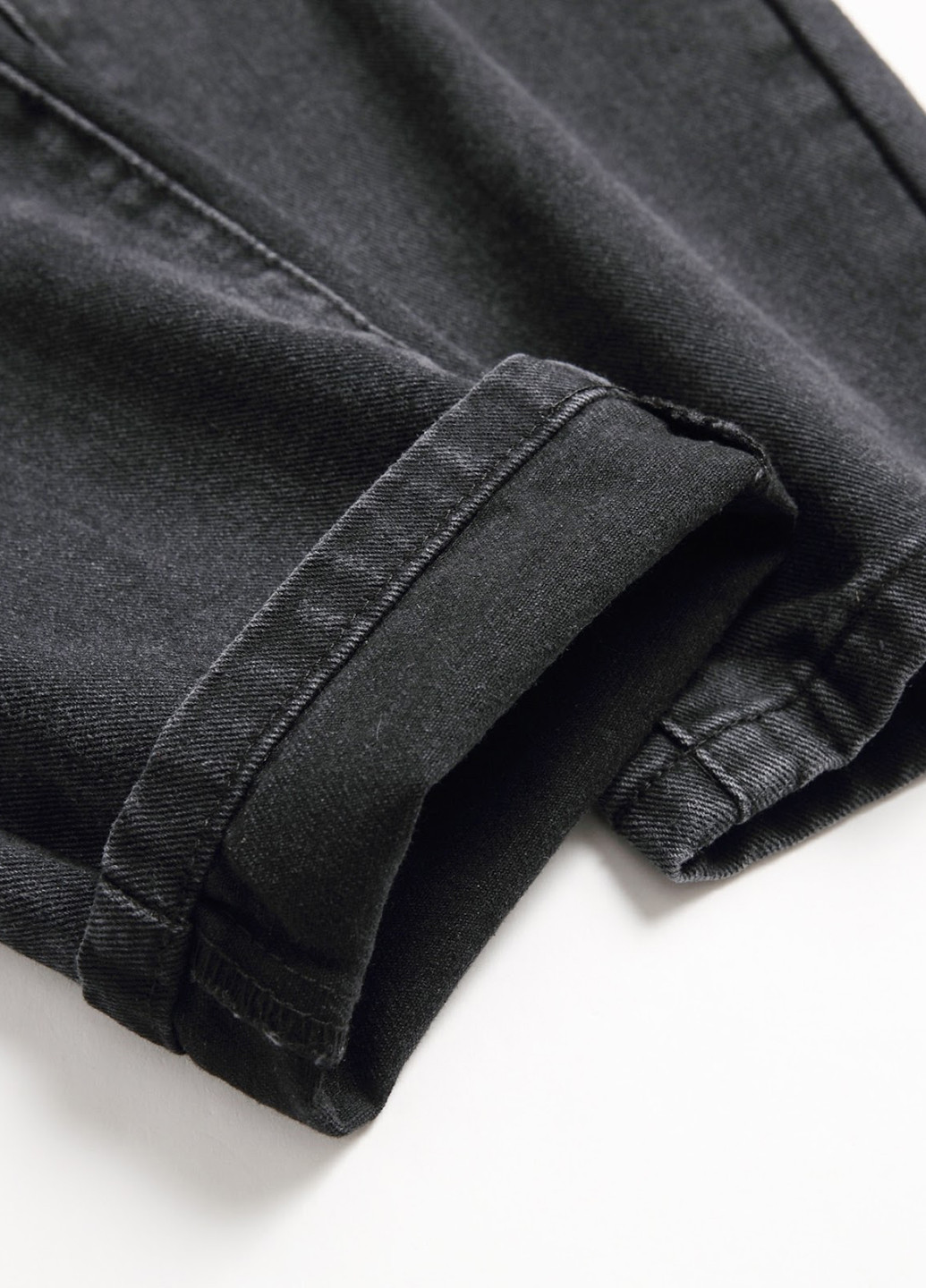 Темно-серые демисезонные слим джинсы SHEIN