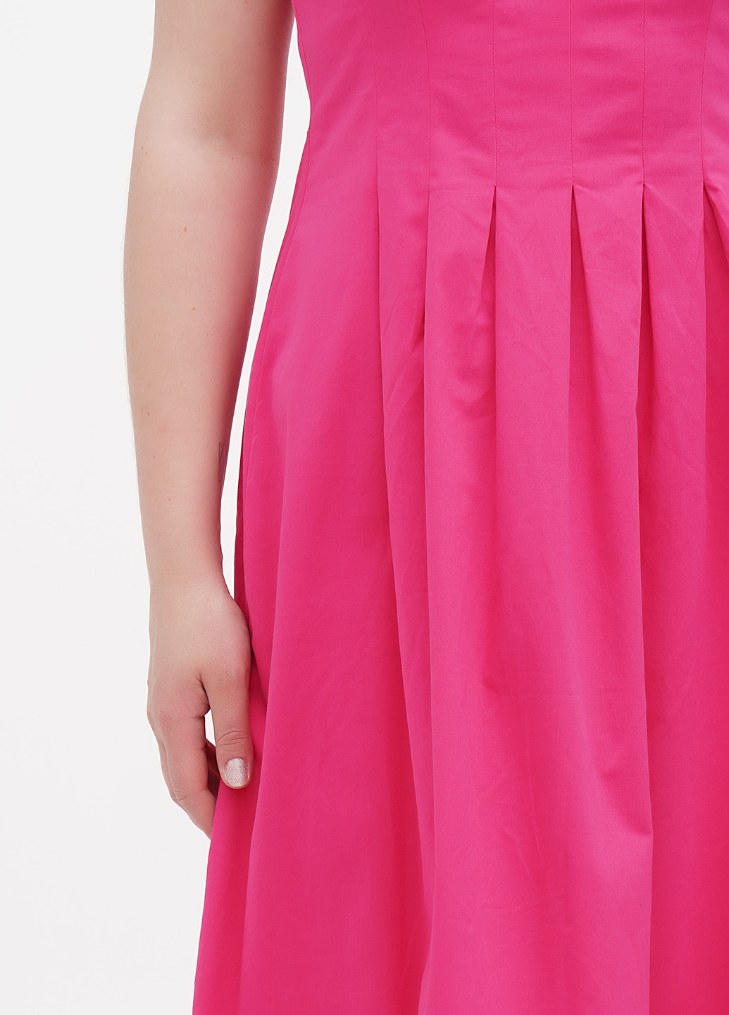 Фуксиновое (цвета Фуксия) кэжуал платье клеш Orsay однотонное