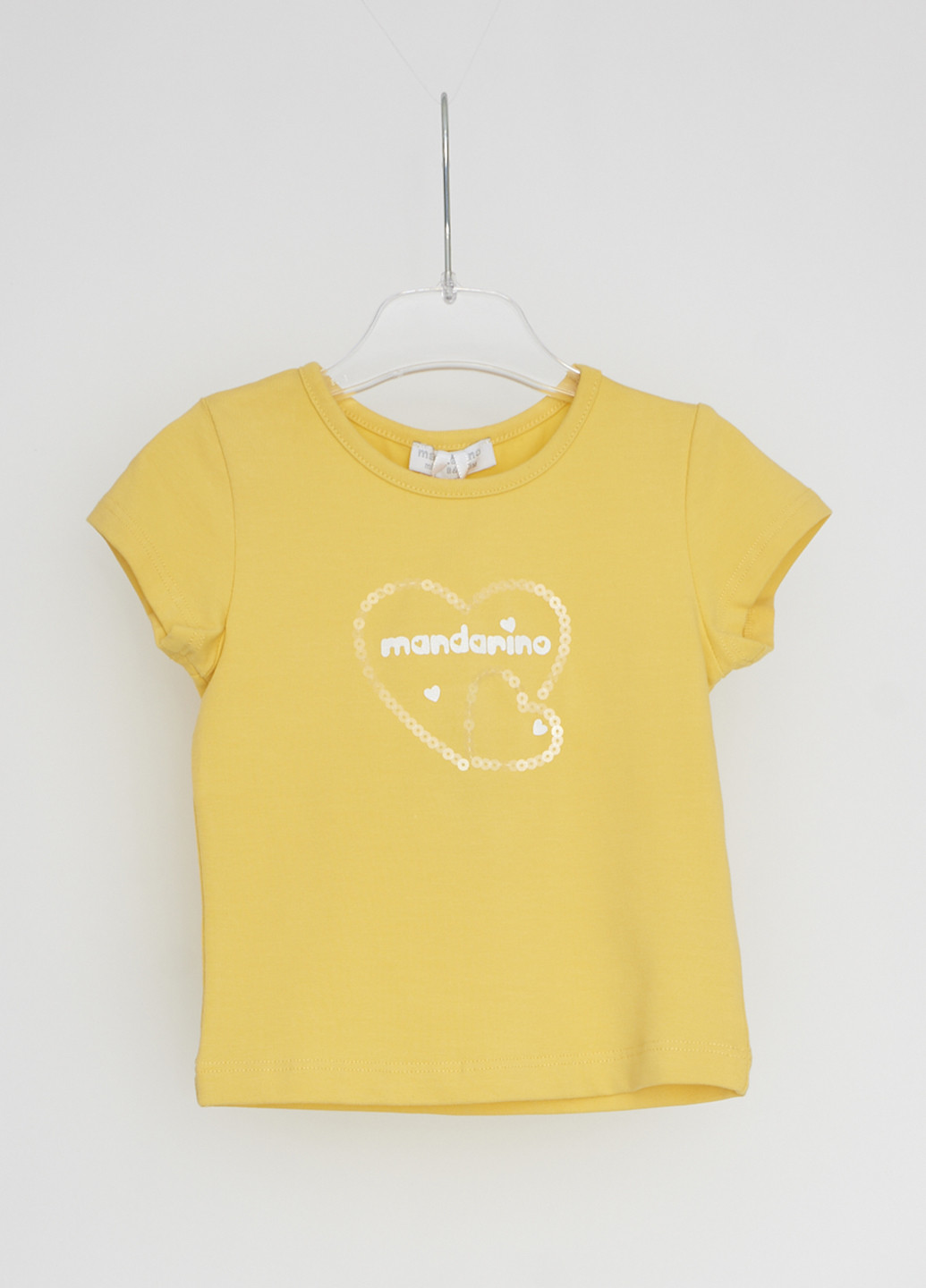 Желтая летняя футболка Mandarino