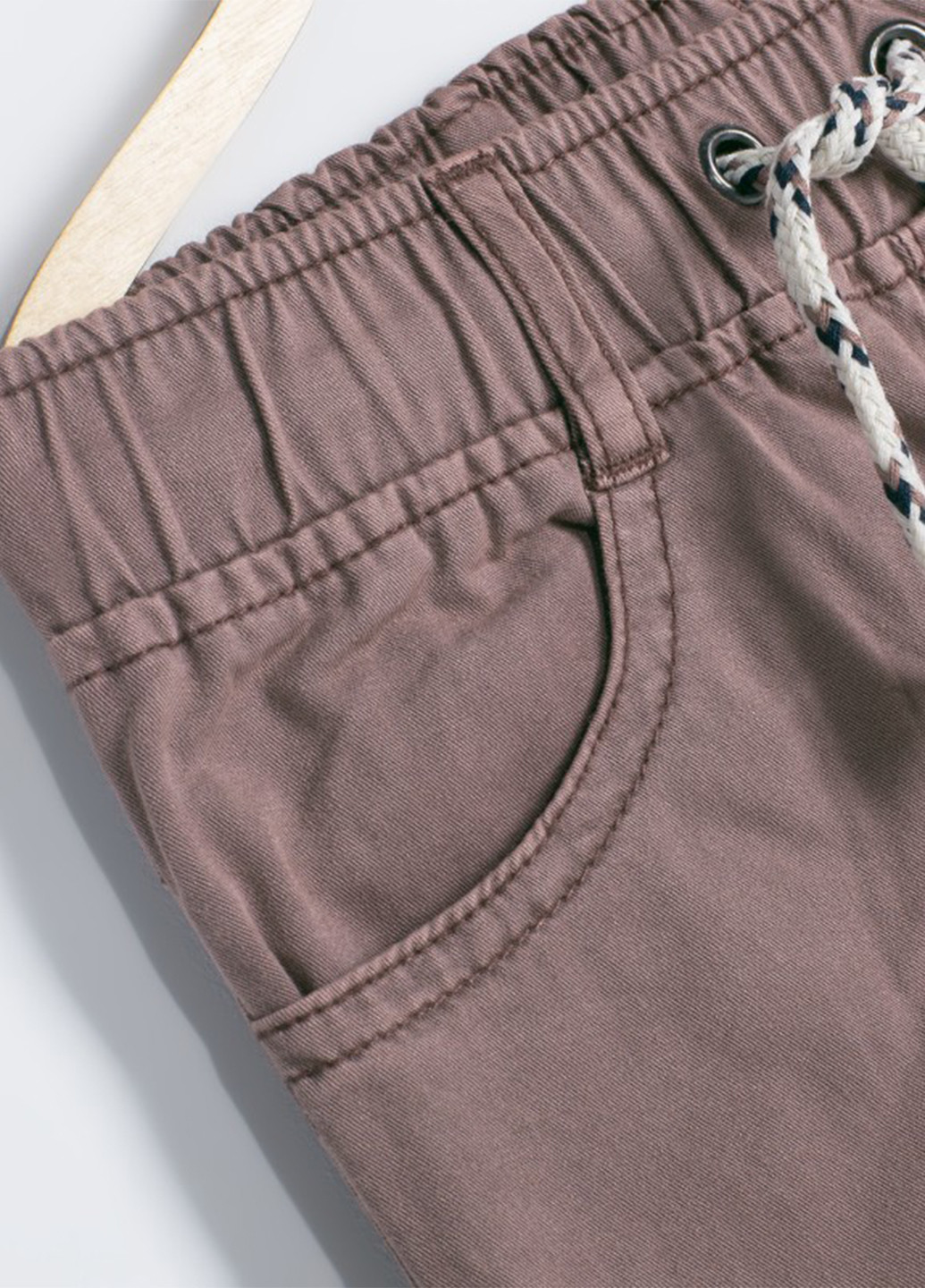 Пудровые демисезонные брюки Coccodrillo