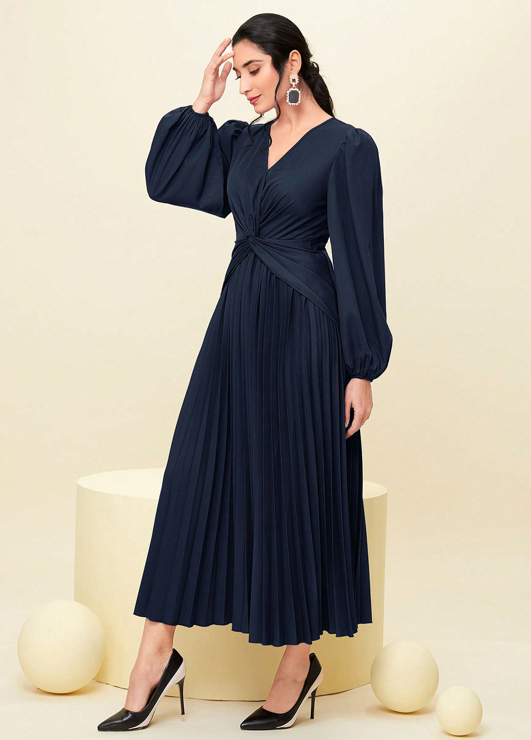 Темно-синя кежуал сукня плісована, на запах SHEIN однотонна