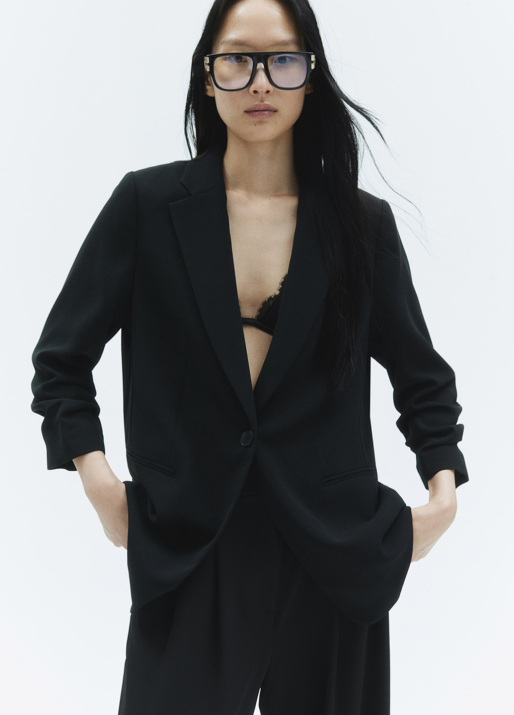 Черный женский жакет H&M однотонный - демисезонный