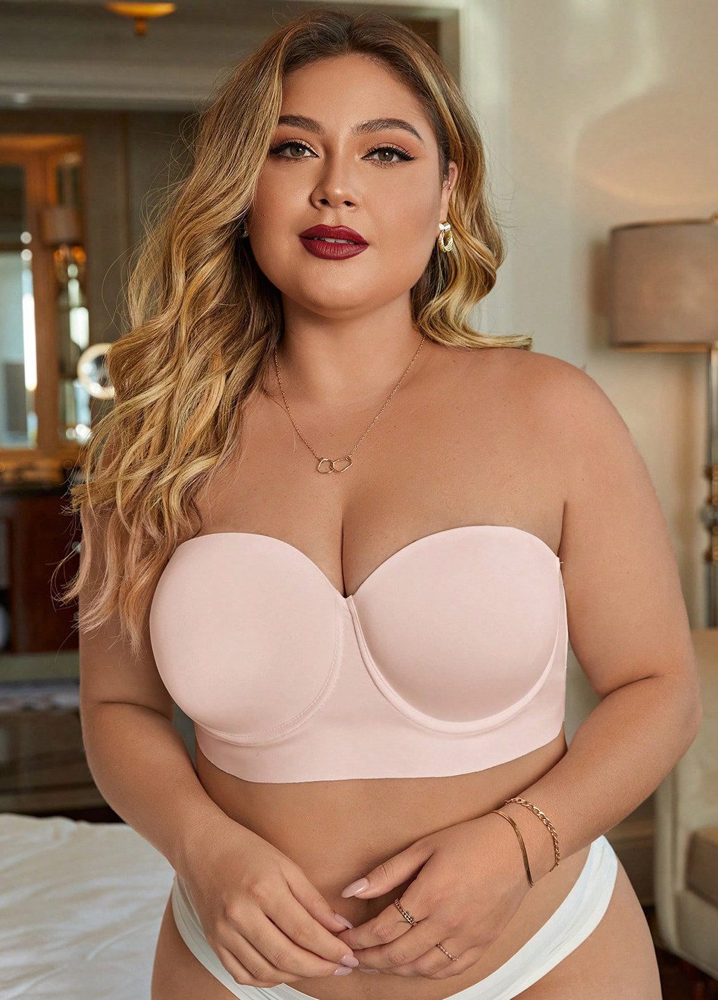 Пудровий топ бюстгальтер SHEIN з кісточками поліестер