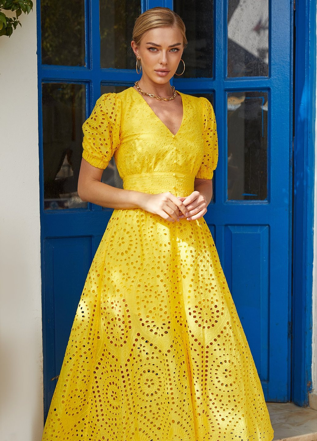 Желтое повседневный летнее платье трендового желтого цвета Gepur однотонное