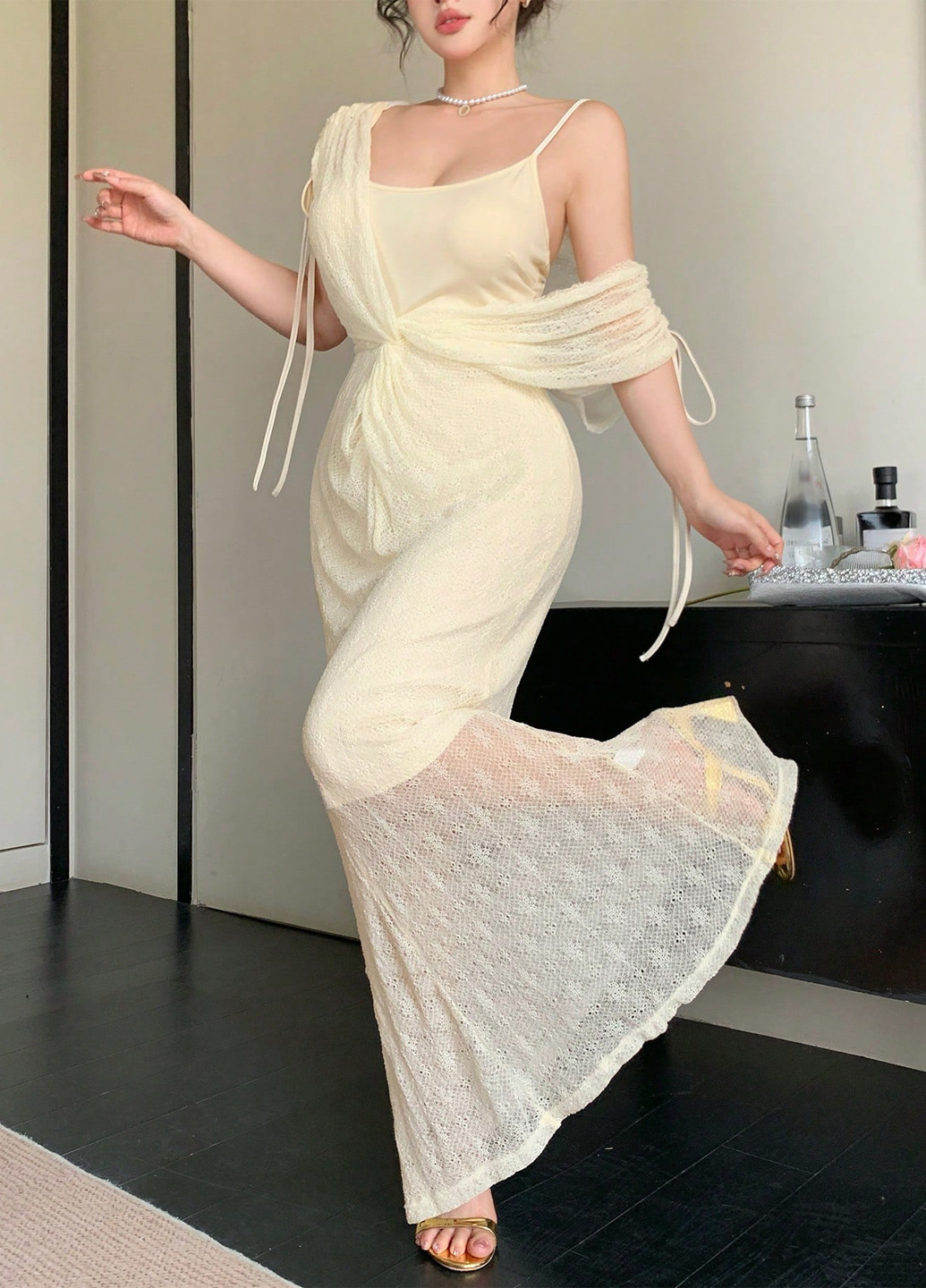 Бежевий літній комплект (сукня, накидка) SHEIN