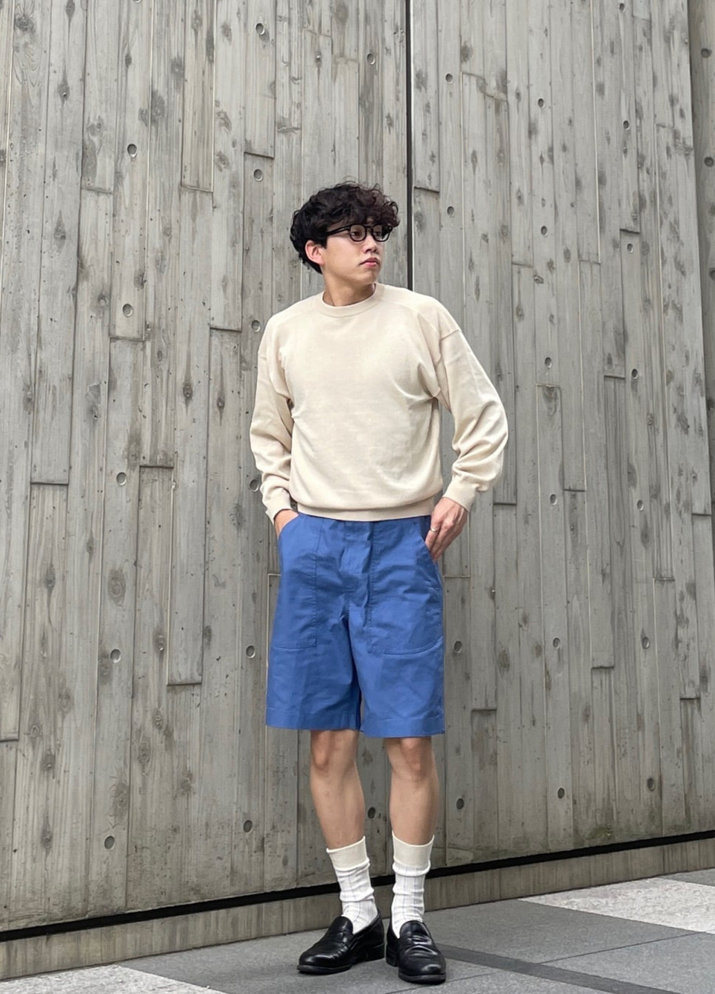 Бежевый свитшот Uniqlo однотонный без декора (296802939)