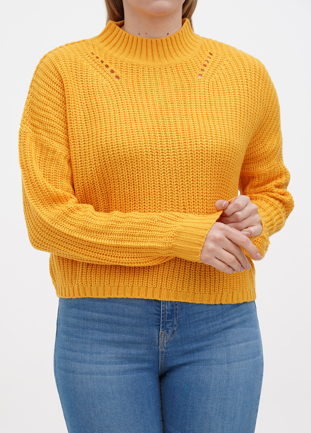 Желтый демисезонный свитер Terranova