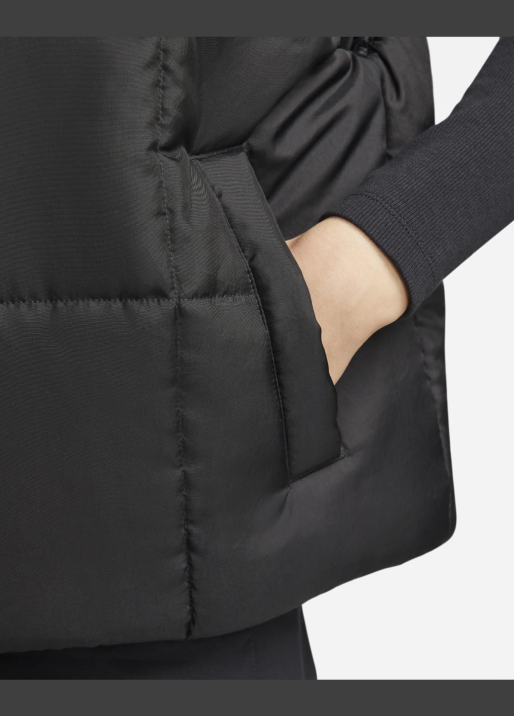 Жилет FB7679-010 Nike Sportswear Classic Puffer Therma-FIT Loose Gilet (318417444)