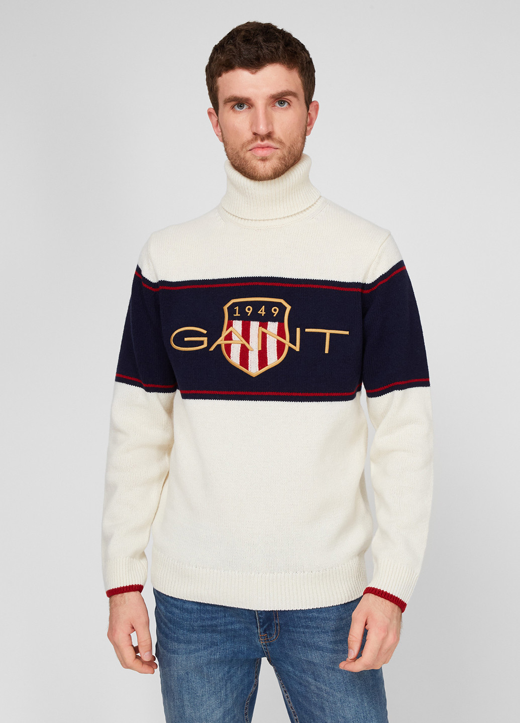 Белый демисезонный свитер пуловер Gant