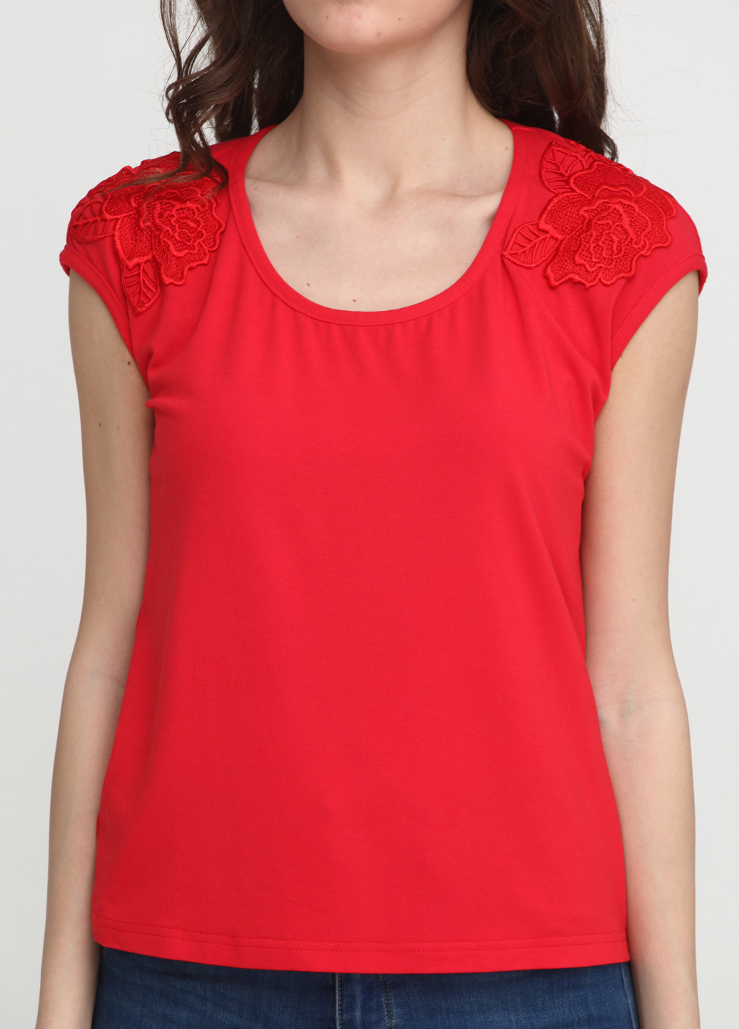Красная летняя футболка Stefanie L