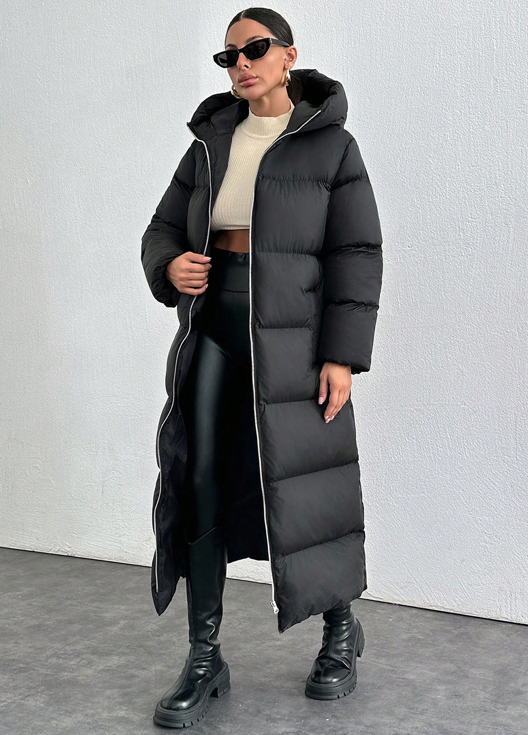 Черная зимняя куртка SHEIN