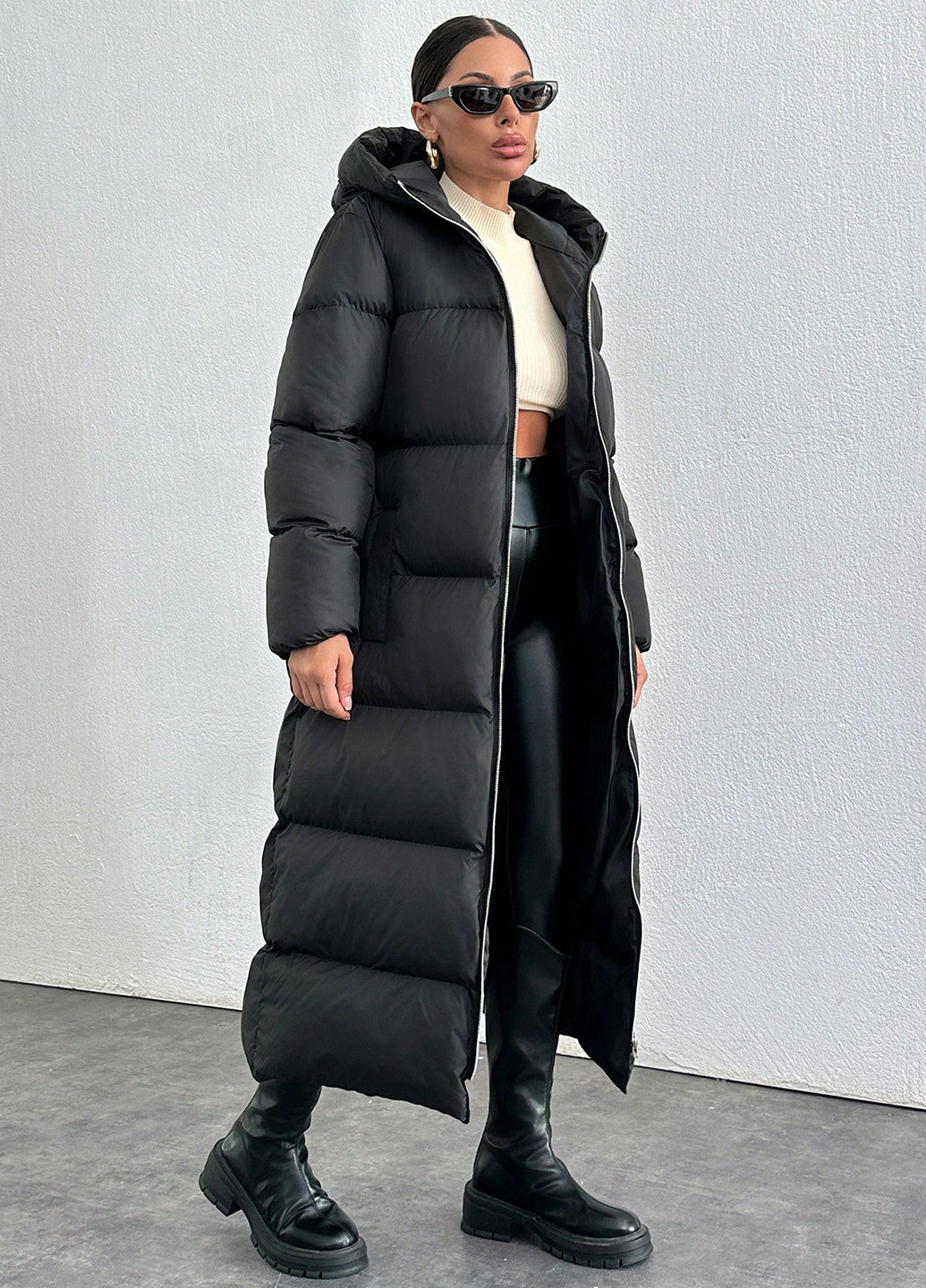 Черная зимняя куртка SHEIN