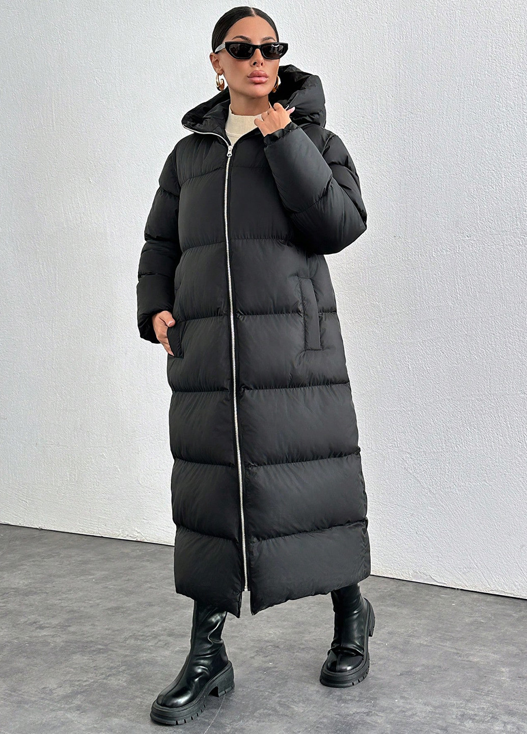 Черная зимняя куртка SHEIN