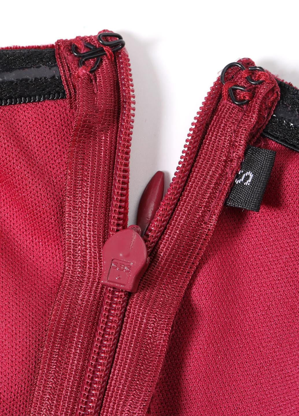 Бордовое вечернее платье годе, на запах, с открытой спиной, с открытыми плечами, со шлейфом SHEIN однотонное