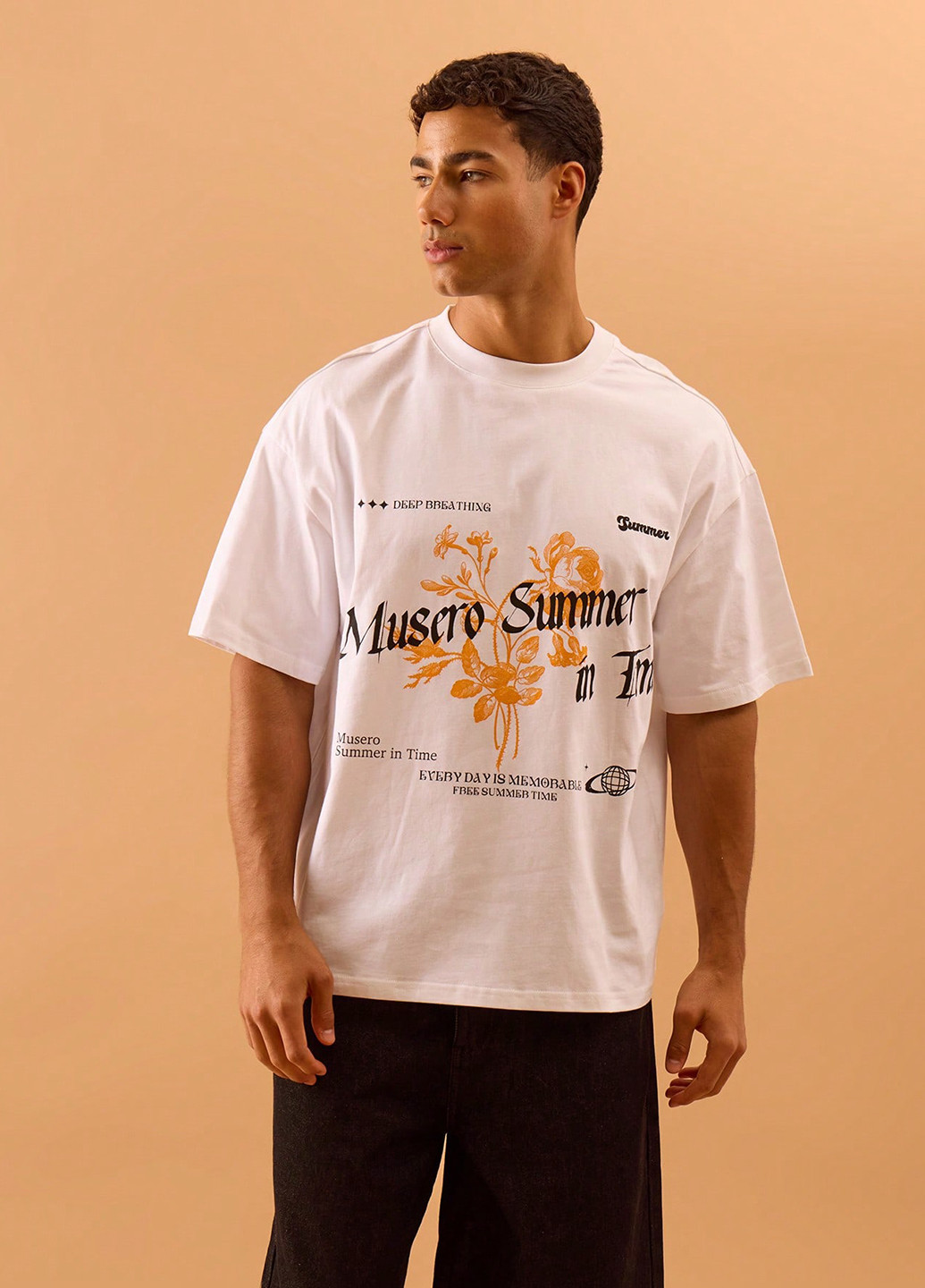 Біла футболка SHEIN