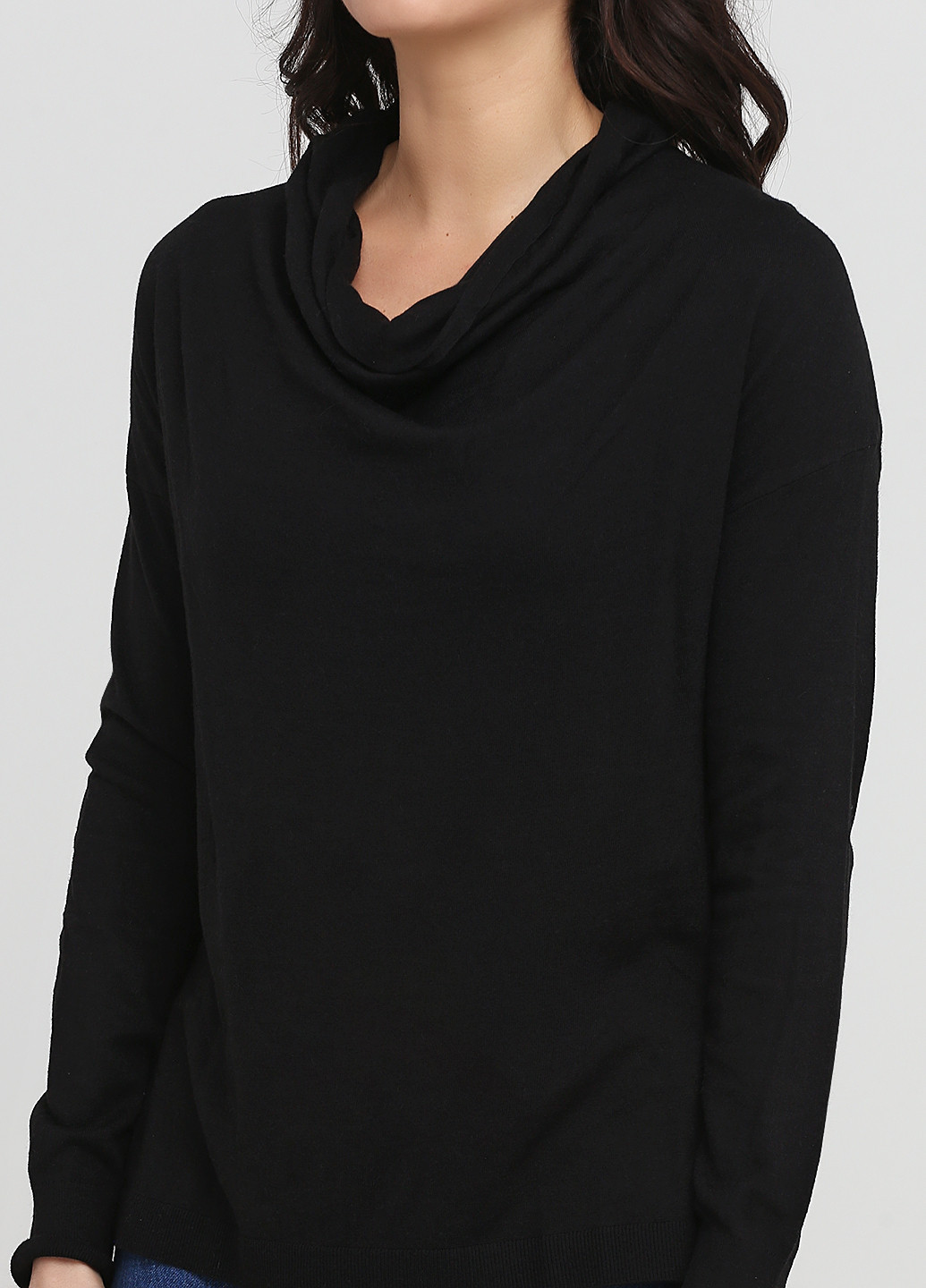 Чорний демісезонний светр Sisley