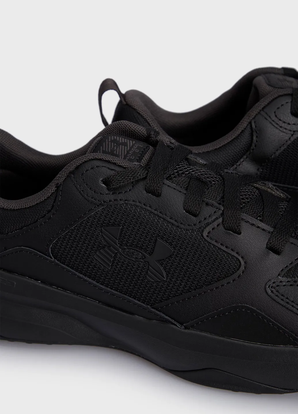 Чорні кросівки літні Under Armour