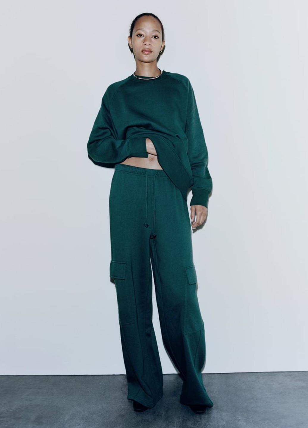 Зеленые кэжуал, спортивные демисезонные карго брюки Zara