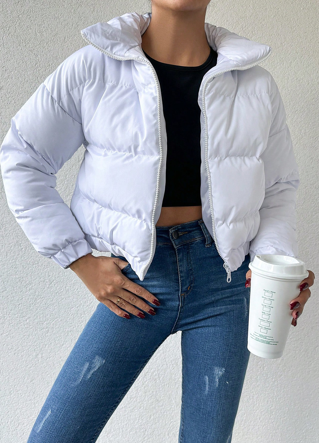 Біла демісезонна куртка SHEIN