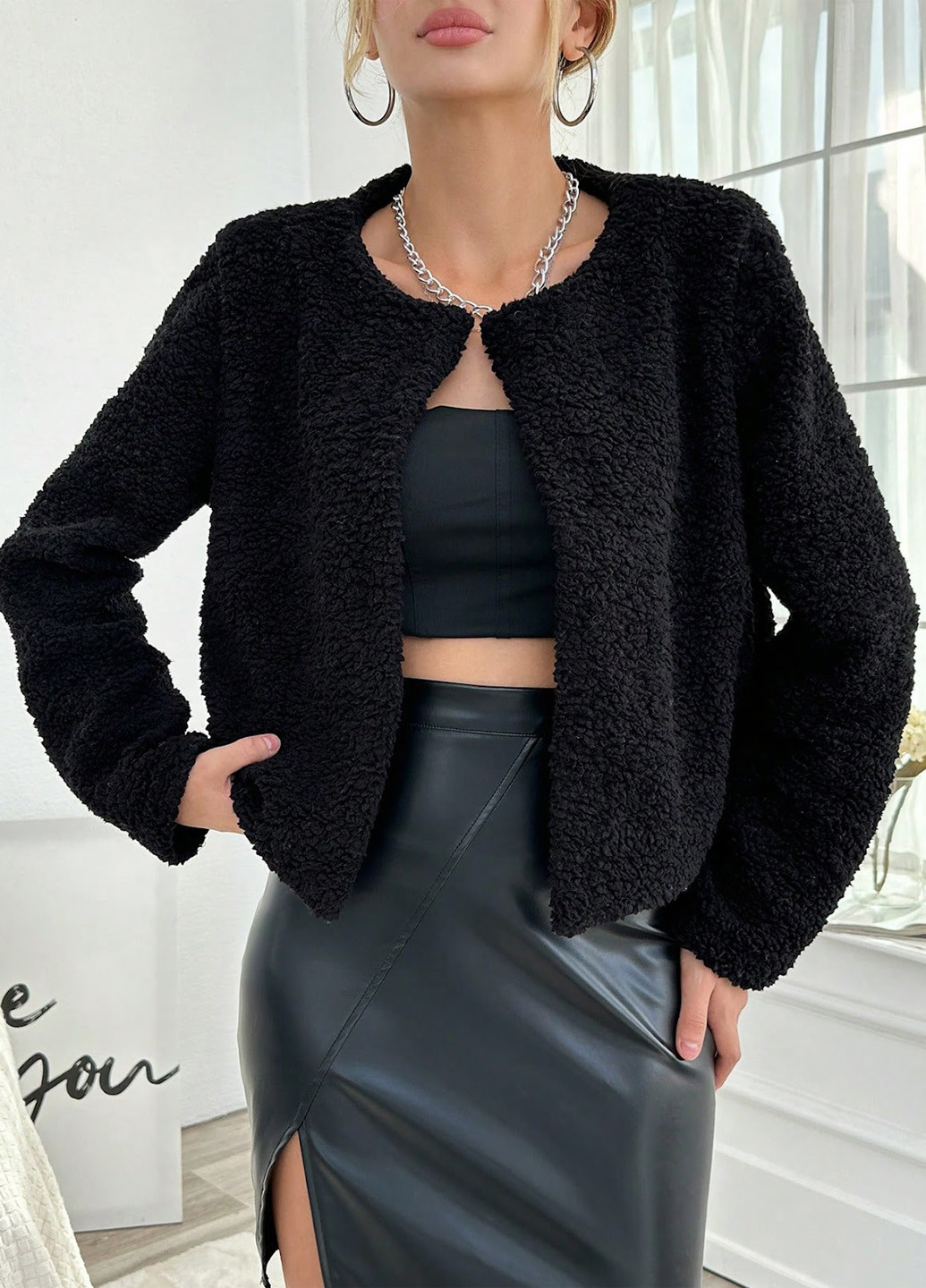 Черный женский жакет SHEIN однотонный - демисезонный