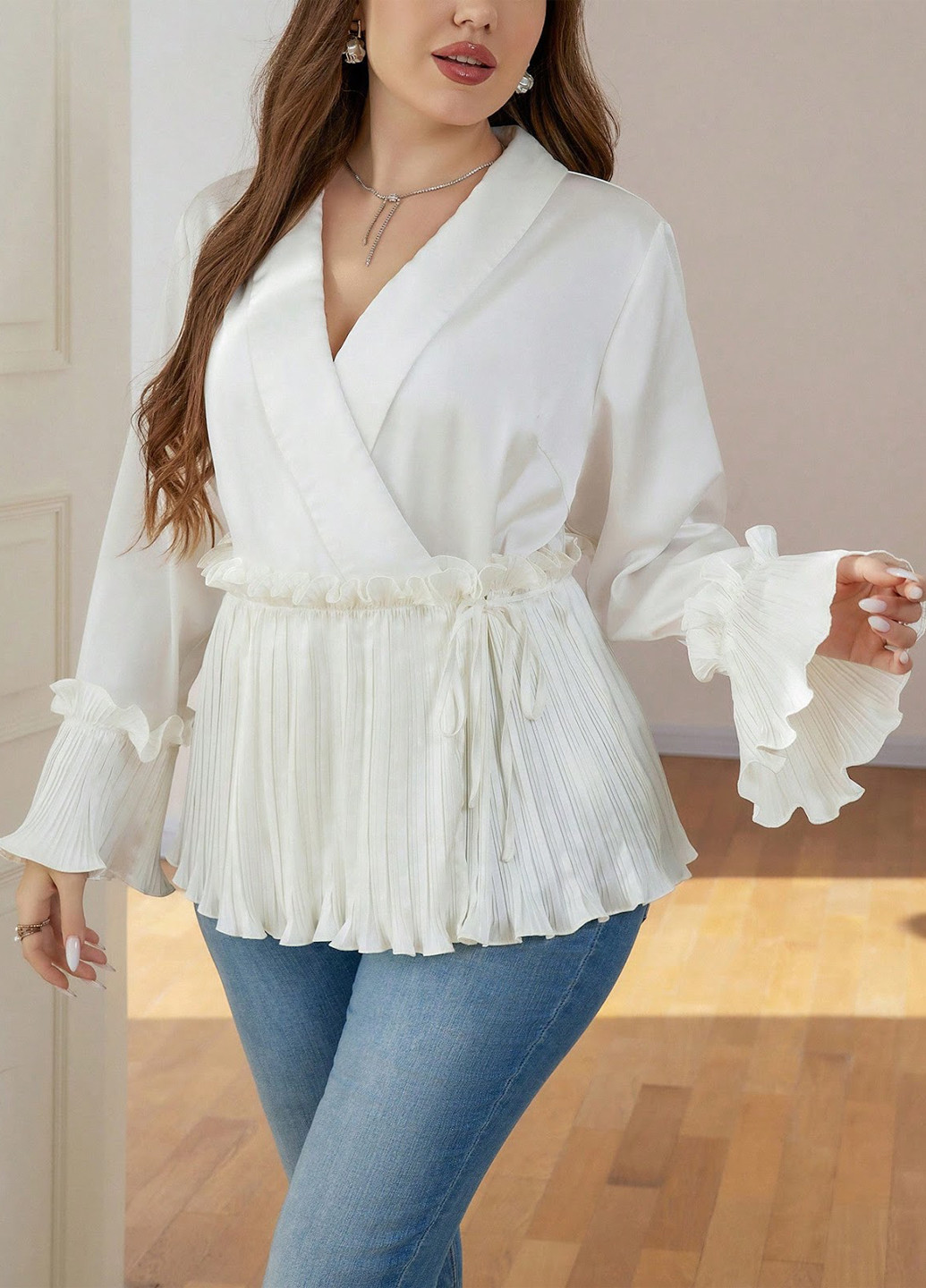 Белая блуза с баской SHEIN