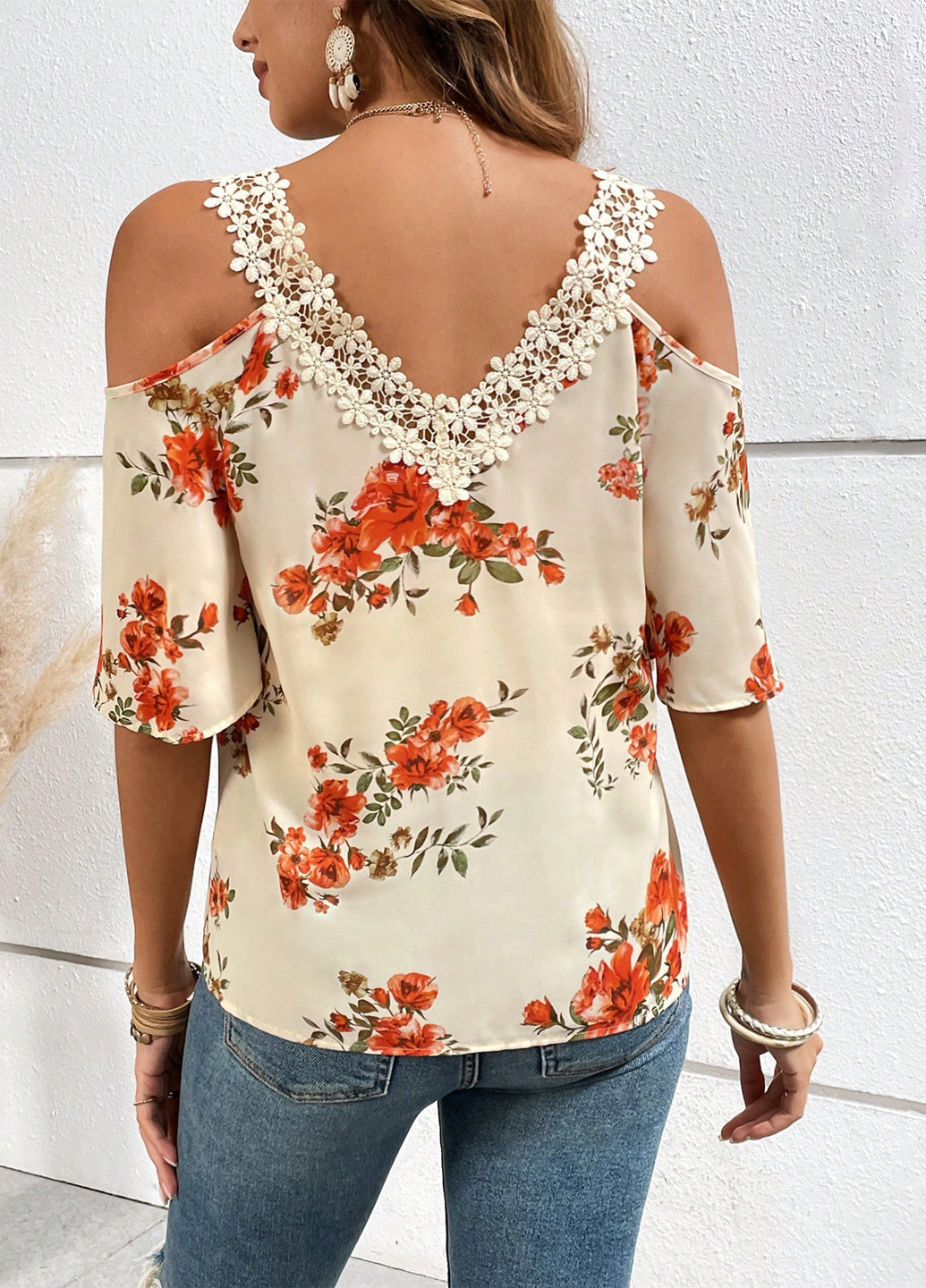 Светло-бежевая блуза SHEIN