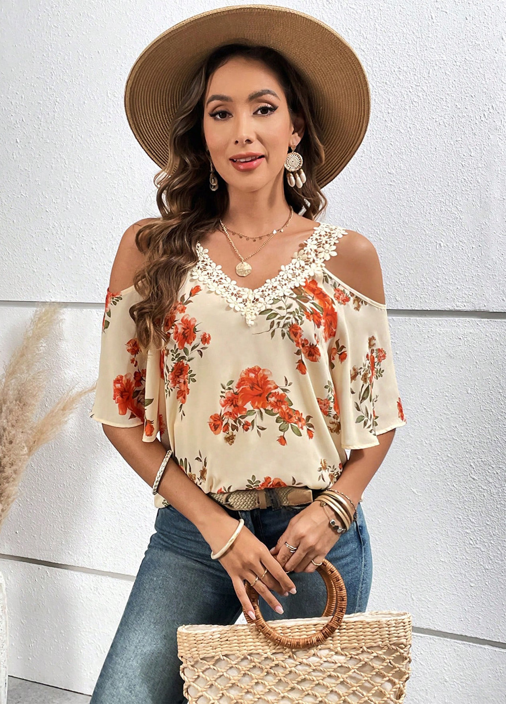 Светло-бежевая блуза SHEIN