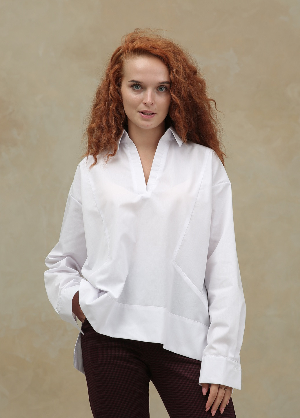Біла дизайнерська сорочка - туніка геометричного крою INNOE Белая блуза