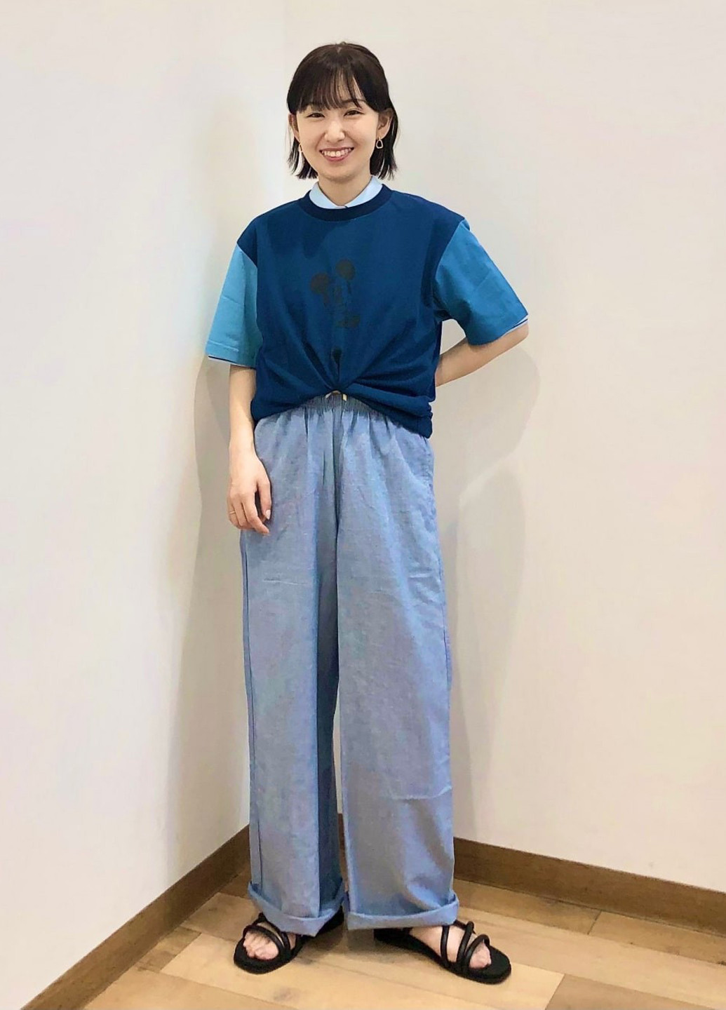 Футболка Uniqlo (359493168)