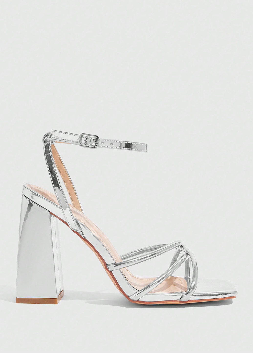 Серебряные босоножки SHEIN с ремешком