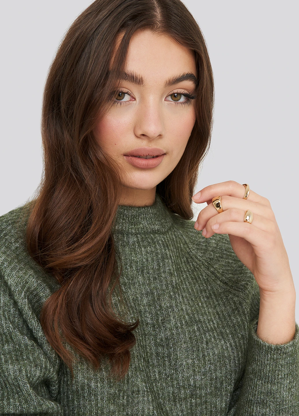 Зеленый демисезонный свитер джемпер NA-KD