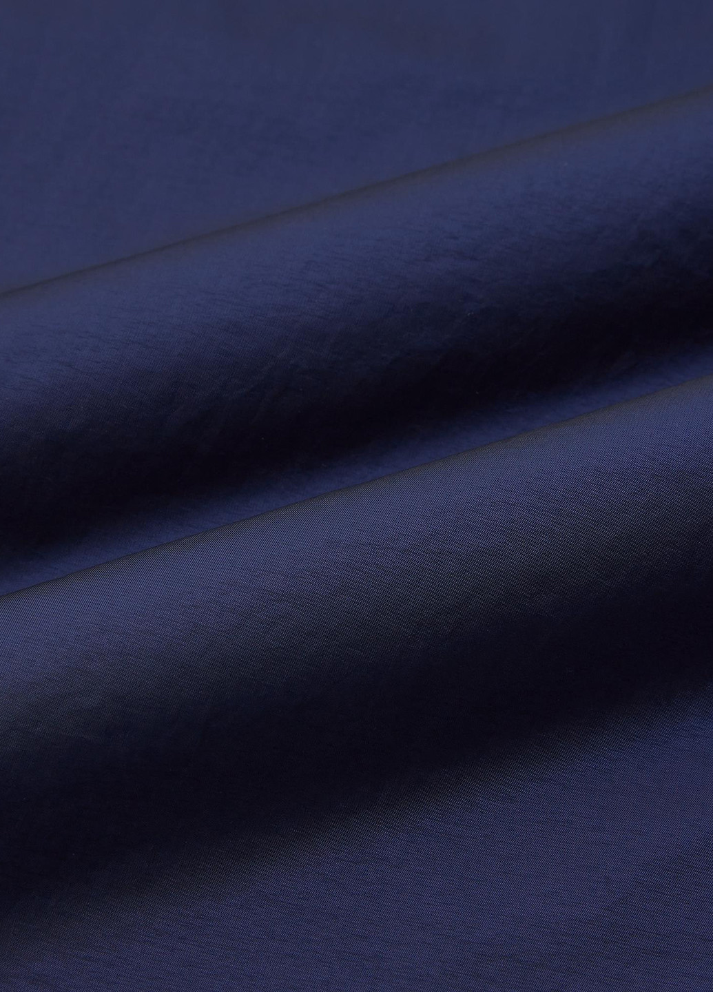 Темно-синяя демисезонная ветровка Uniqlo
