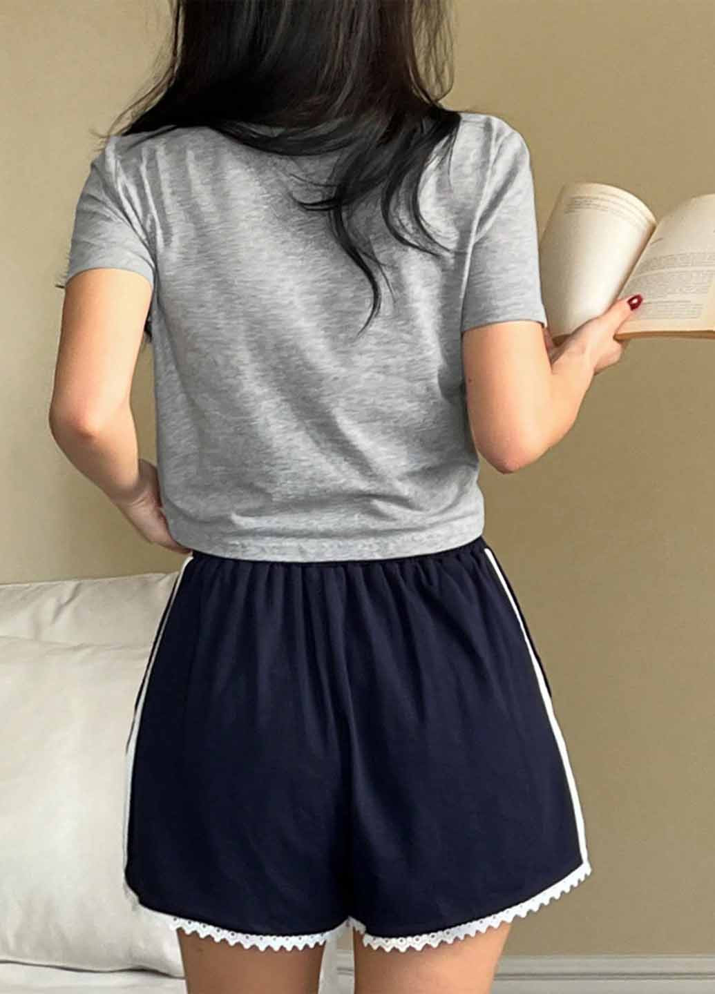 Сірий демісезонний комплект (футболка, шорти) SHEIN
