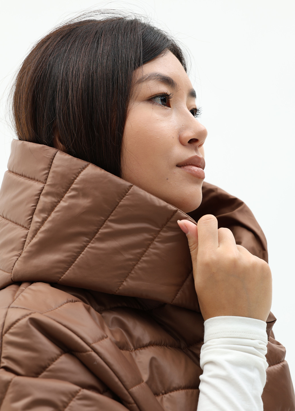 Коричнева демісезонна куртка CHIUAS