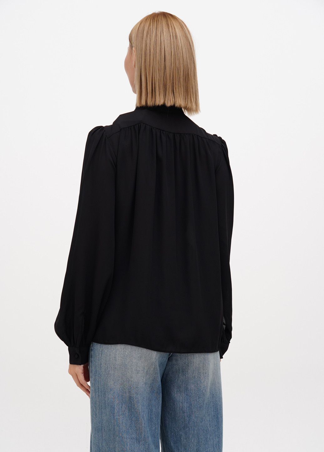 Чорна блуза Sassofono Club