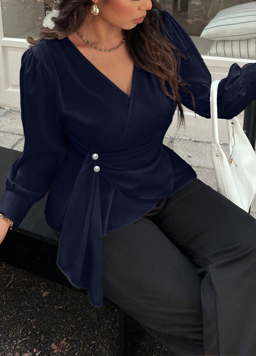 Синяя блуза на запах SHEIN