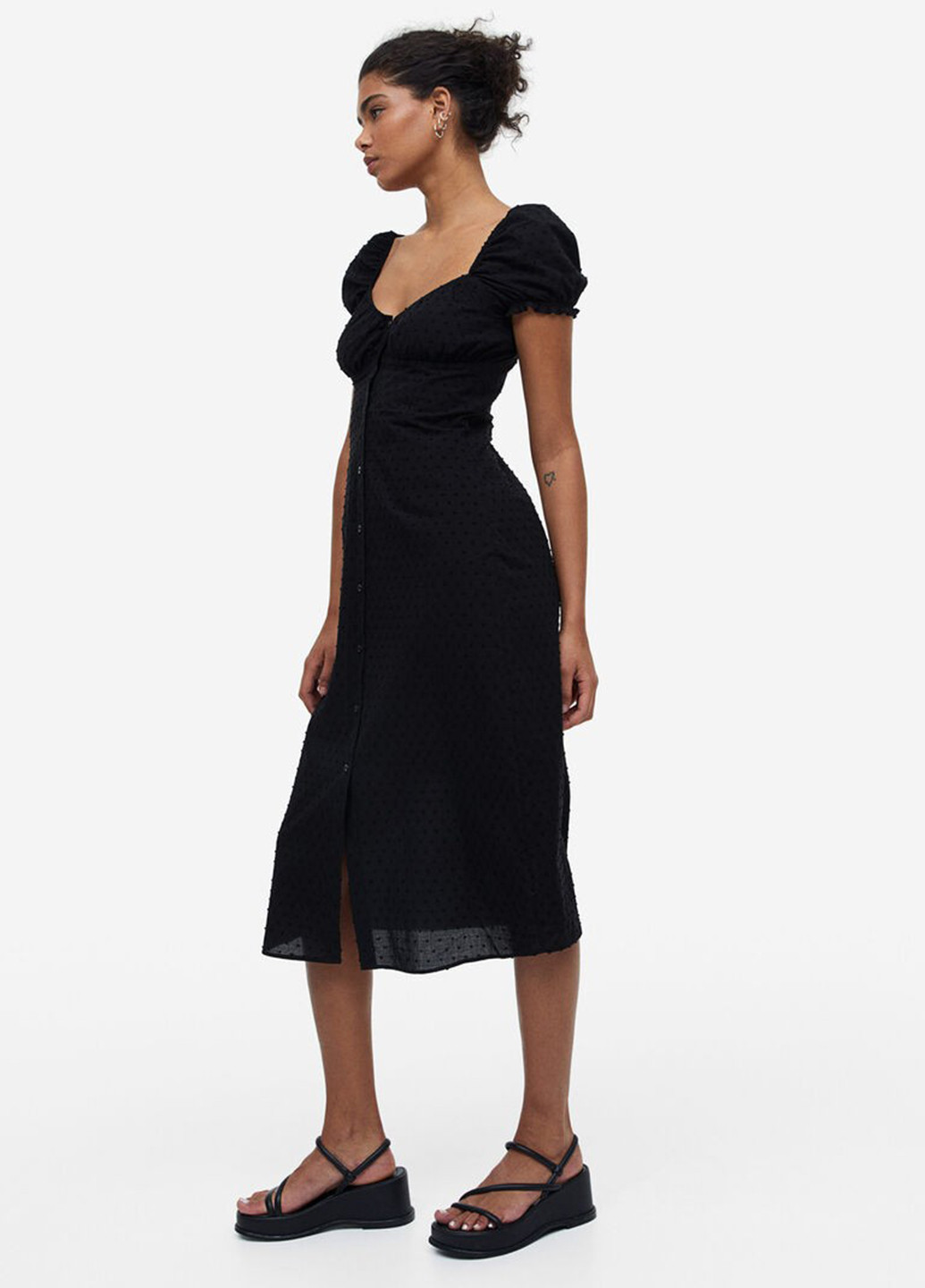 Черное кэжуал платье в стиле ампир H&M однотонное
