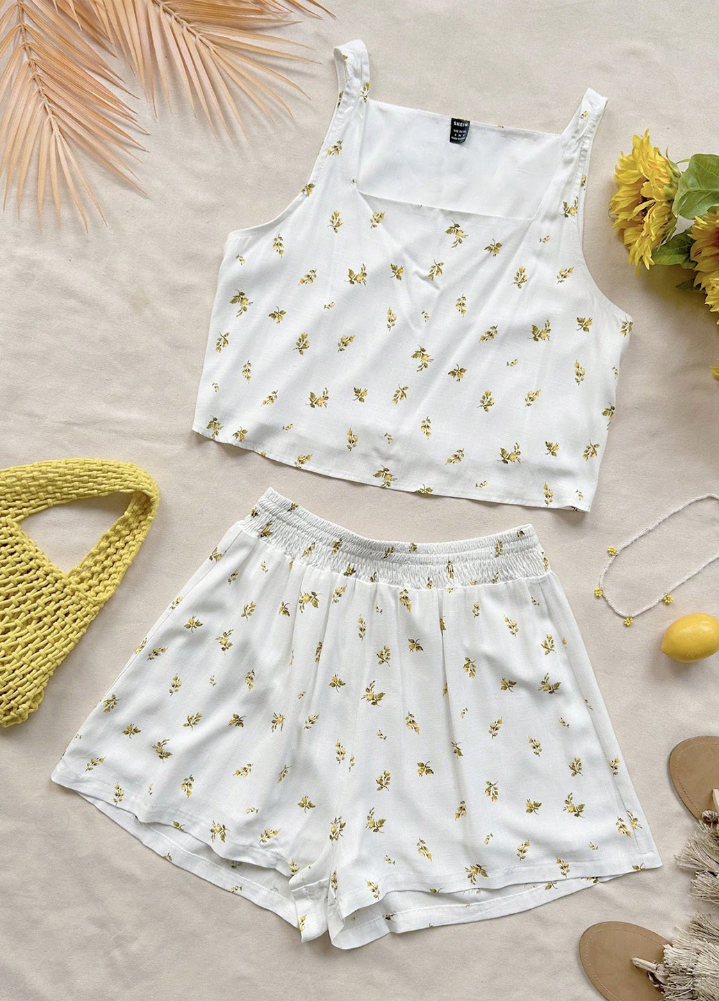 Костюм (топ, шорты) SHEIN (329821522)