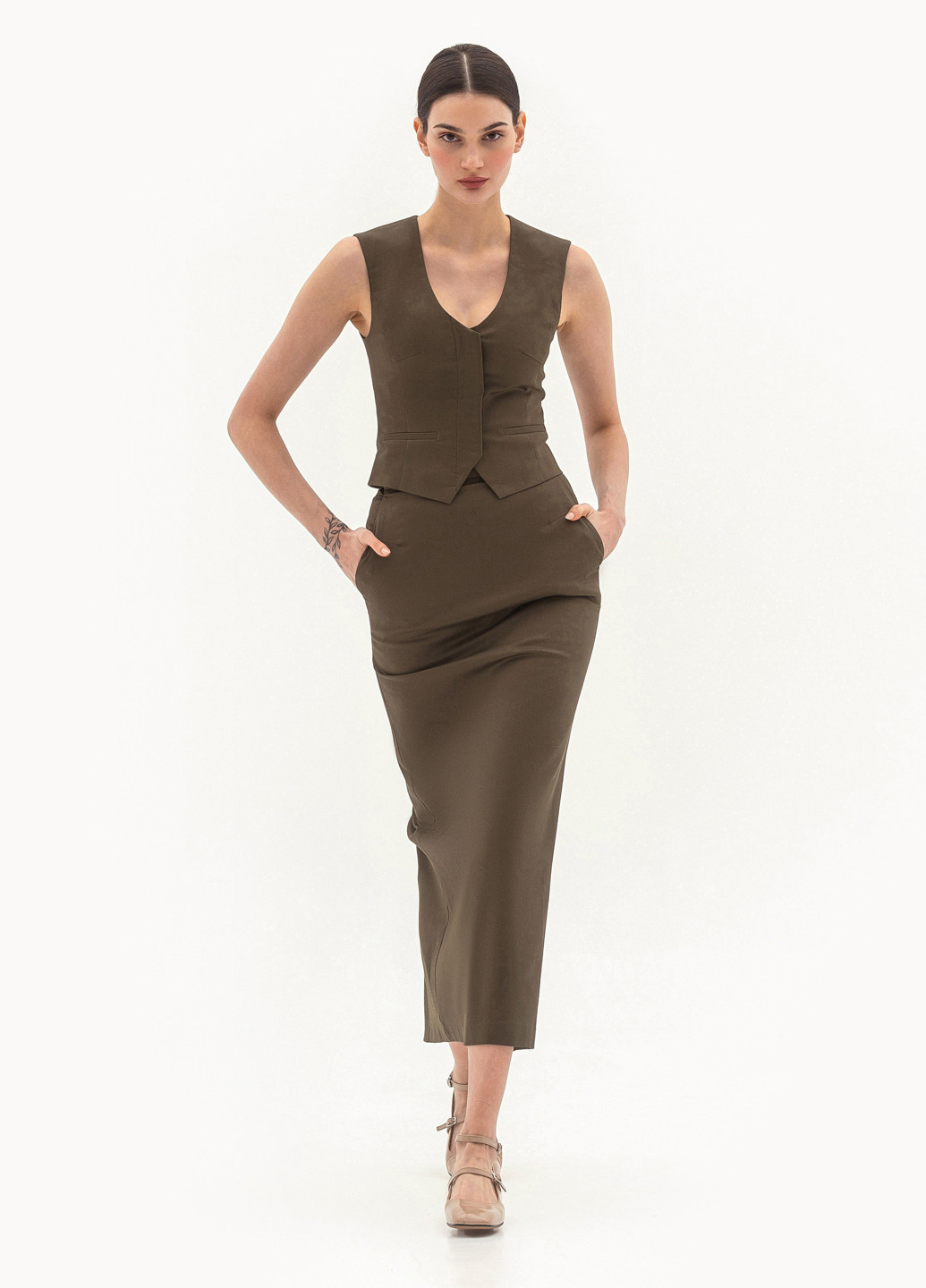 Оливковая (хаки) кэжуал однотонная юбка BGL карандаш