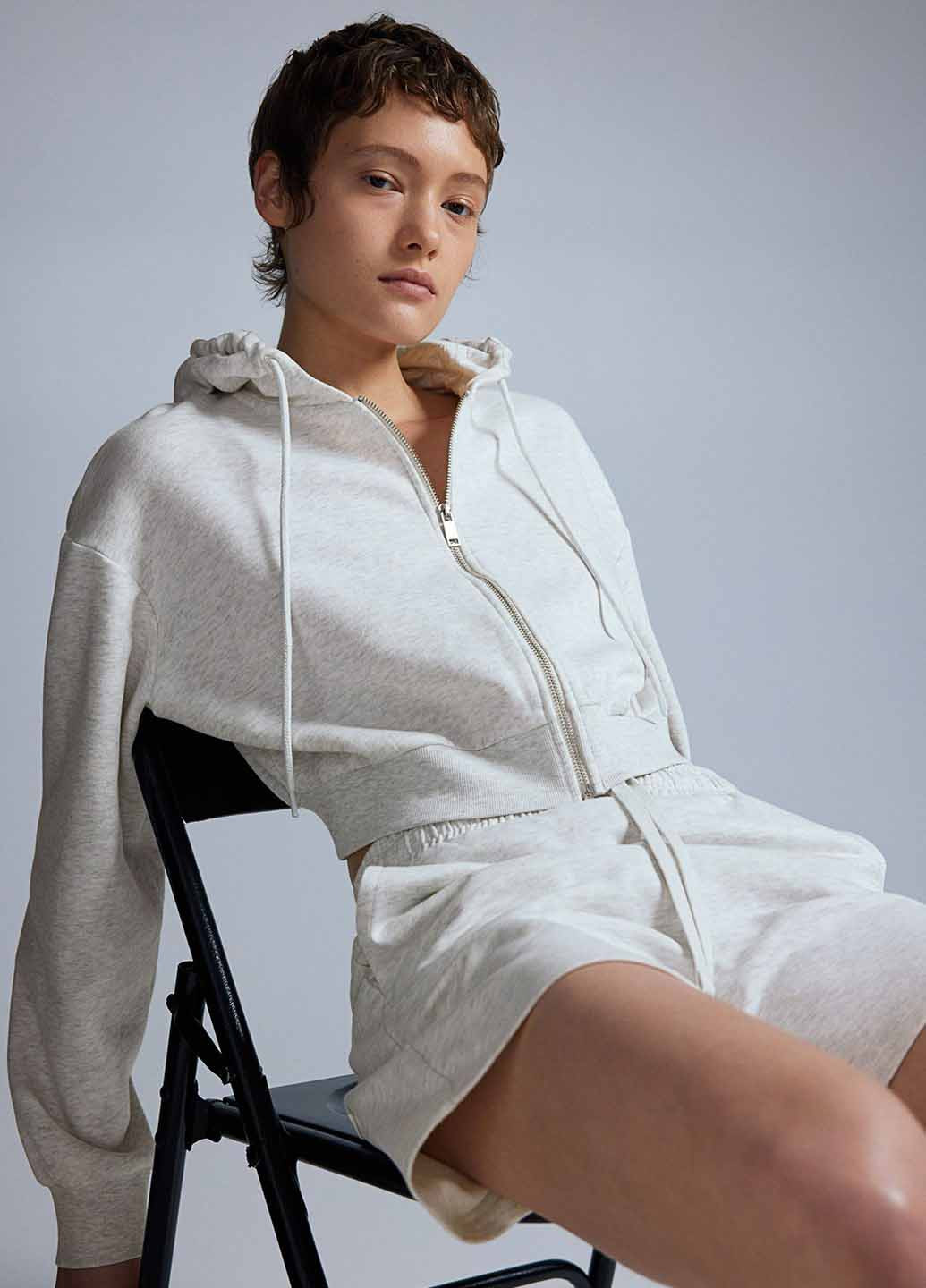 Толстовка H&M (367100915)