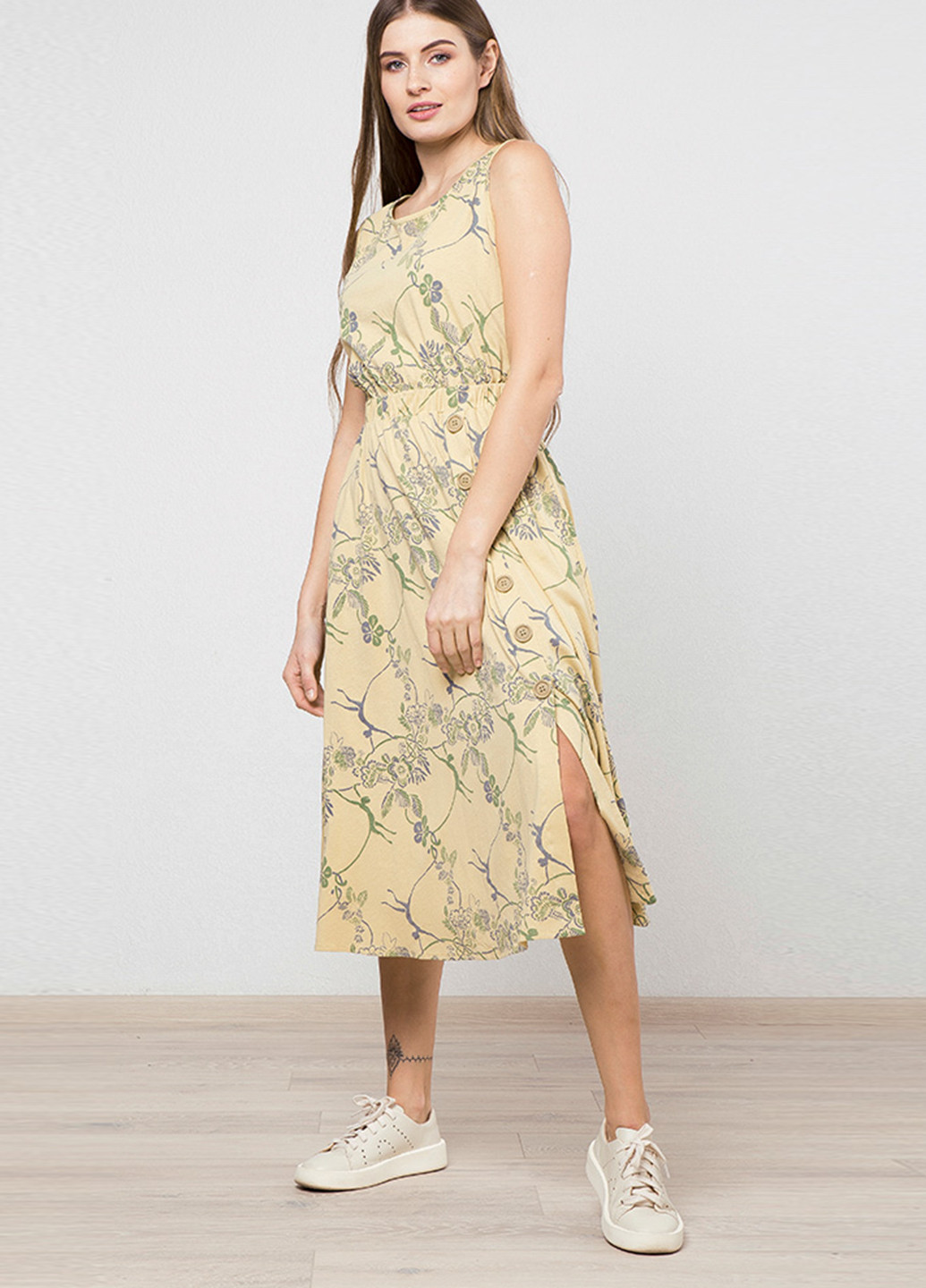 Светло-желтое кэжуал платье клеш MR520 с цветочным принтом