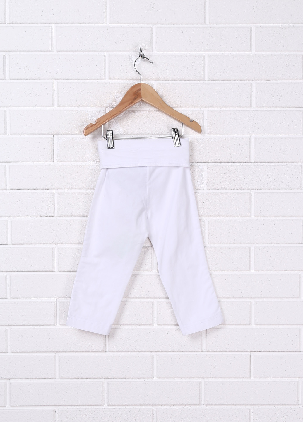 Белые кэжуал демисезонные прямые брюки Aggresive
