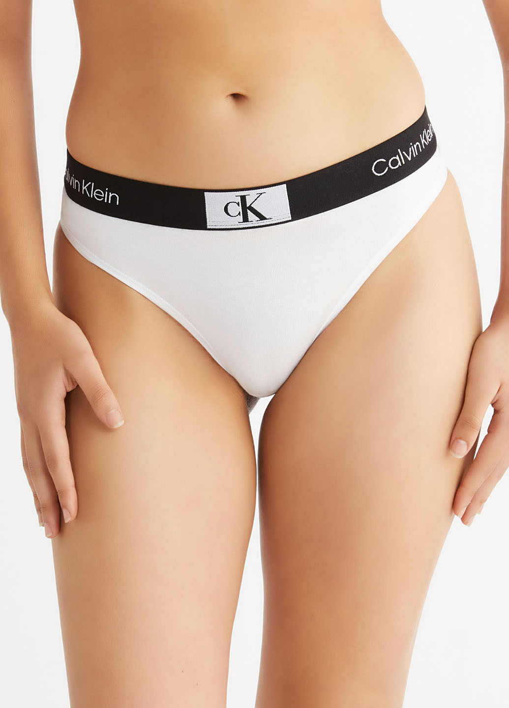 Черно-белый демисезонный комплект (бюстгальтер, трусы) Calvin Klein