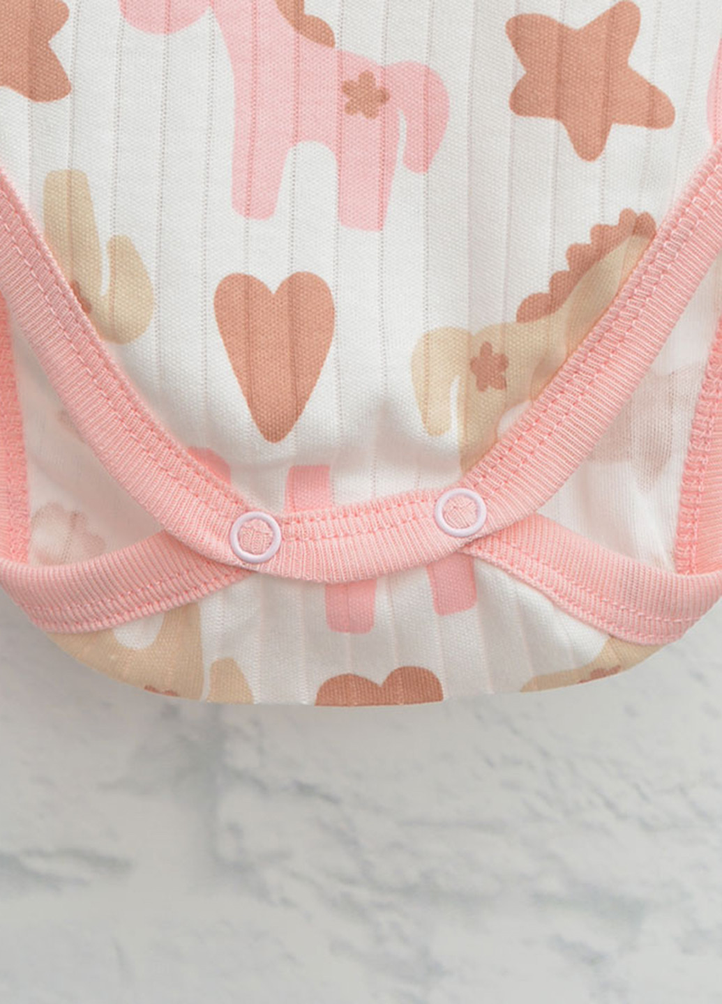 Розовый демисезонный комплект (боди, брюки) Blanka