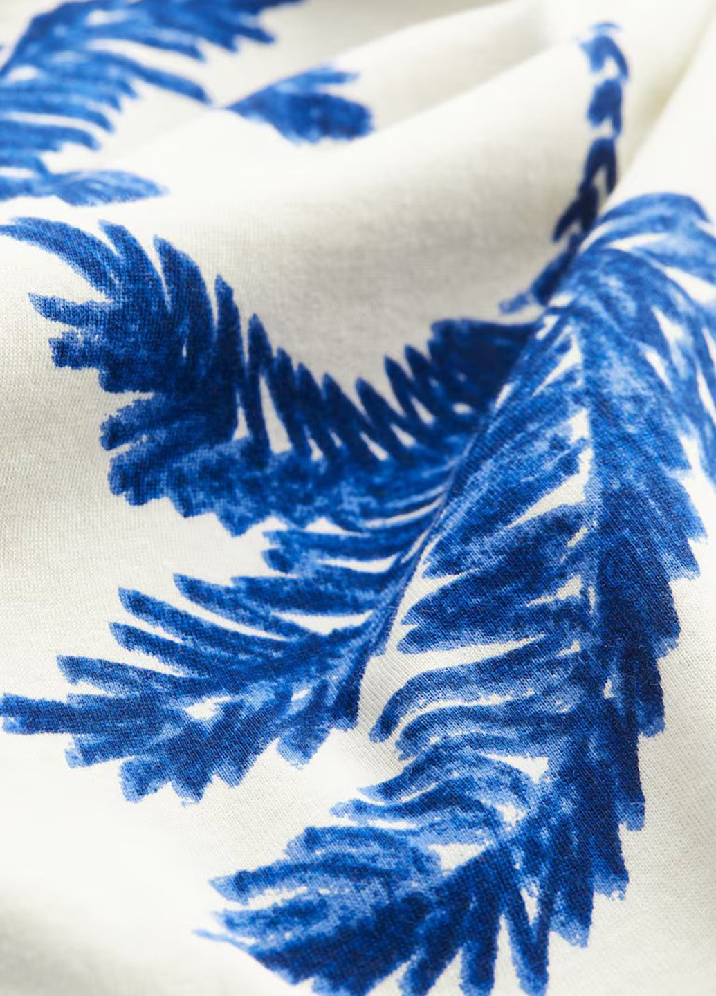 Белое кэжуал платье H&M с рисунком