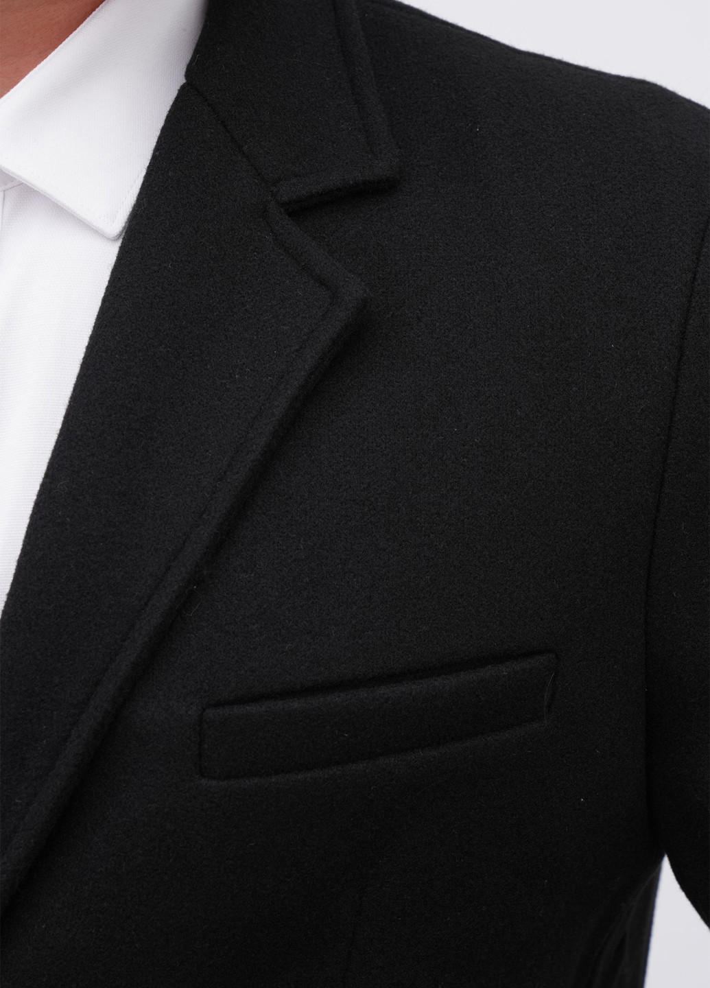 Чорне демісезонне Пальто однобортне K.O.R