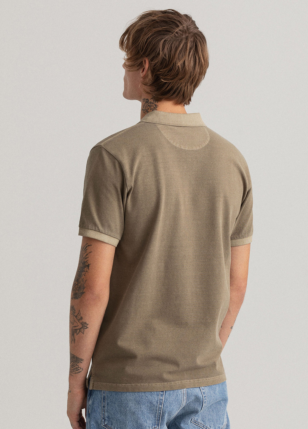 Оливковая (хаки) футболка-поло для мужчин Gant однотонная