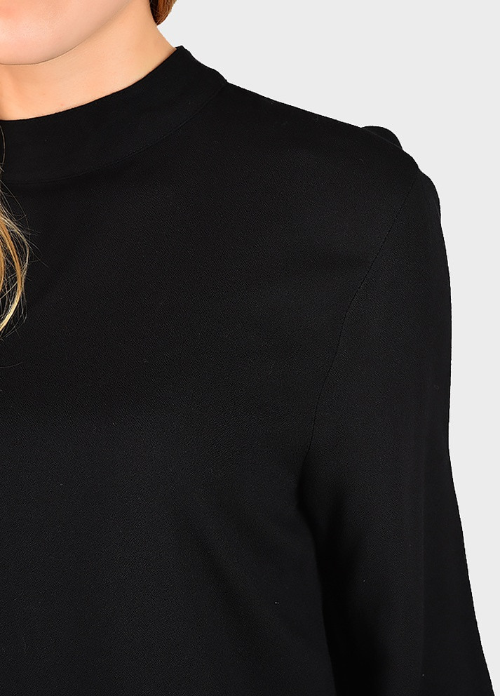 Черная демисезонная блуза женская чёрная размер l AAA